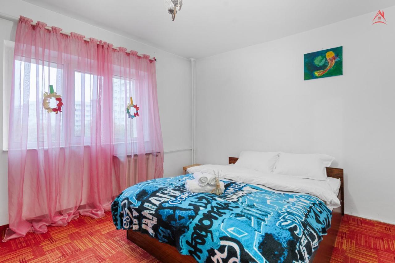 Dristor Large And Cozy Apartment Bukarest Exterior foto