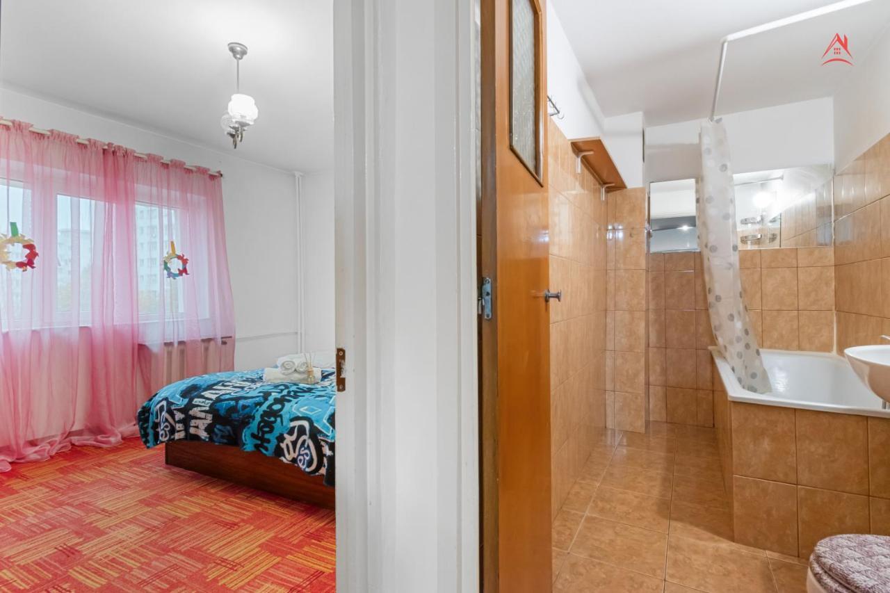Dristor Large And Cozy Apartment Bukarest Exterior foto